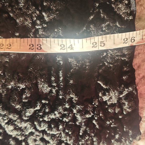 Vintage 90s pristine vintage fur/ coat with ornate collar - Picture 5 of 11